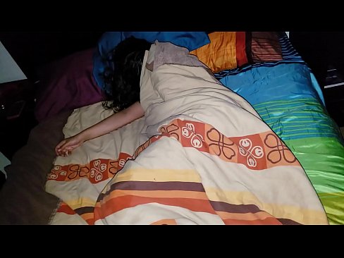 ❤️ Nevlastní syn buzeruje svou mladou nevlastní matku, zatímco ona spí. ❤️❌ Ruské porno u cs.28films.ru ❤